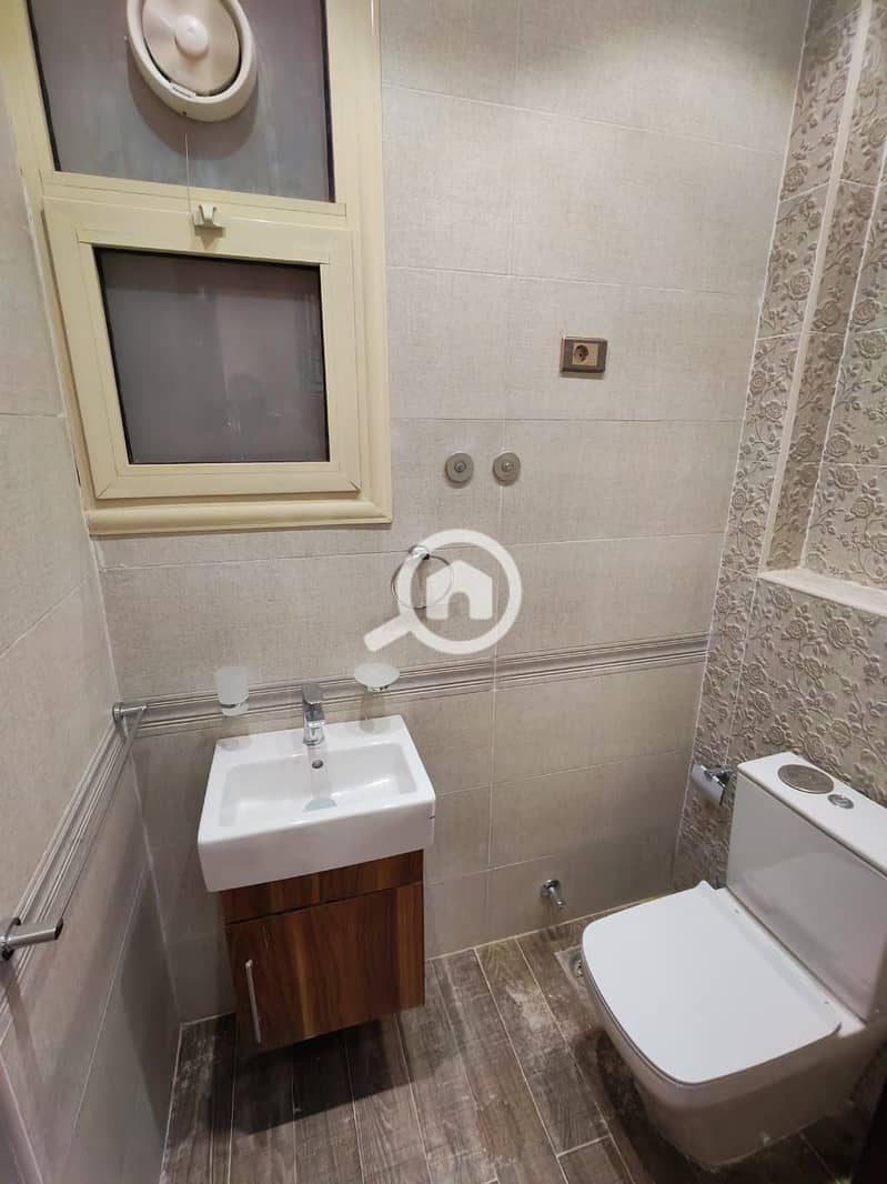 10 WhatsApp Image 2025-10-06 at 10.41. 42 AM (3). jpeg