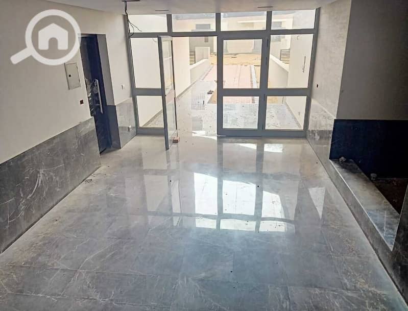 3 247d40a0-683d-414b-b0da-d0667c91fd57. jpg