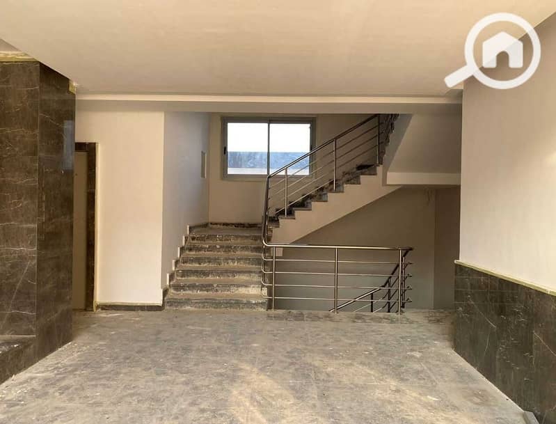 6 cd671798-c948-4fe2-881d-fe6fdd13e2c6. jpg