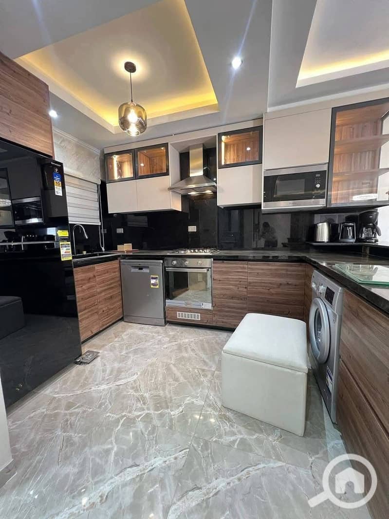 6 571816023_1948106632417656_4394561971664496937_n. jpg