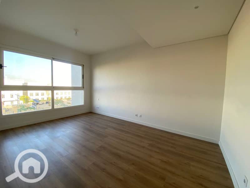 2 WhatsApp Image 2025-11-05 at 2.01. 48 PM (5). jpeg