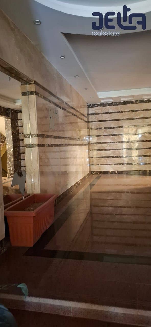 3 c96af2cf-e162-493e-ae8c-0b7b719cb18a. jpg