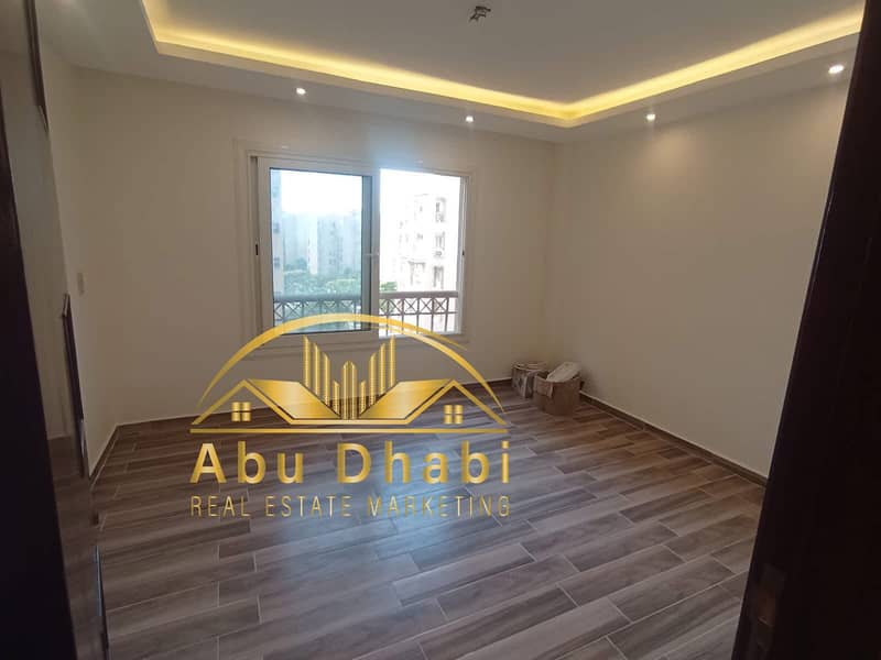 5 ccf9ec9e-1da4-474f-954b-a933bb5f11f8. jpg