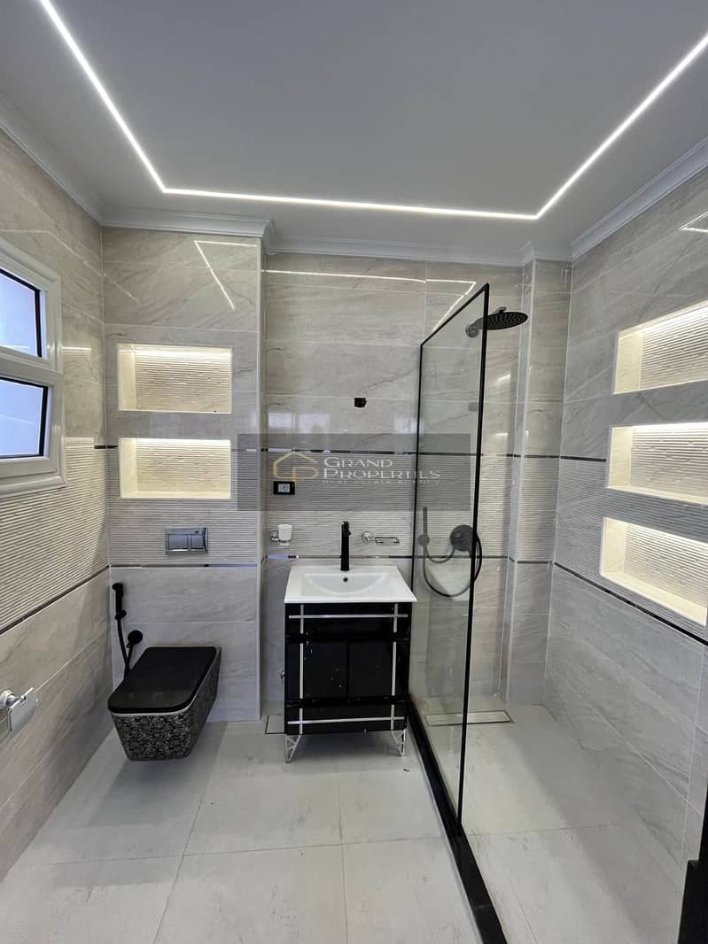 5 509e6cce-1e33-49ce-a068-a50d0f3c14d2. jpg