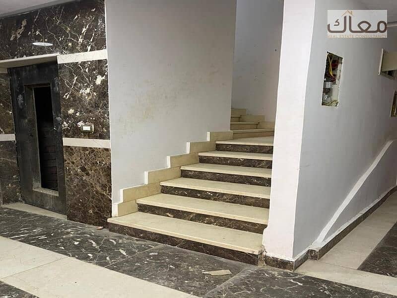 5 4c5c13f8-f50b-44dd-913f-7617d986ba44. jpeg