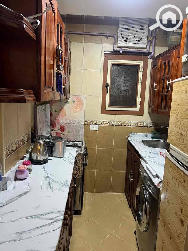 14 171a8ed2-c1d8-4c45-b1a7-572f57bab833. jpg