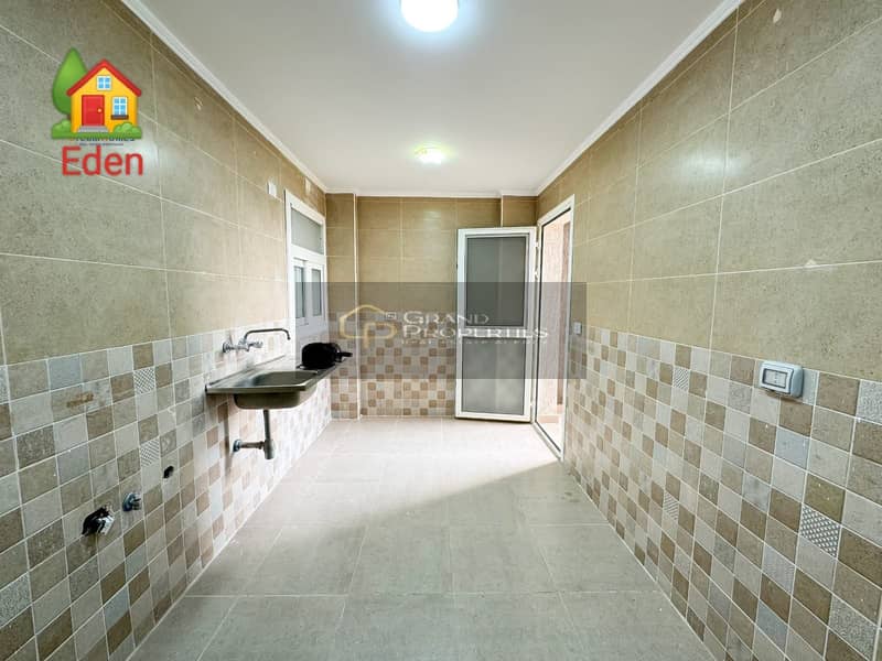 14 d1c713bd-9eb9-49f8-923c-a9edfeb5c237. jpg