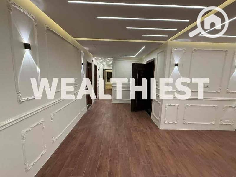 8 7785ecb5-e0f0-4369-bc82-460c5e32a6ce. jpg