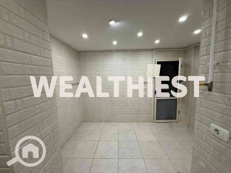 10 f83da319-bcac-4f97-8555-6beb5daabc02. jpg