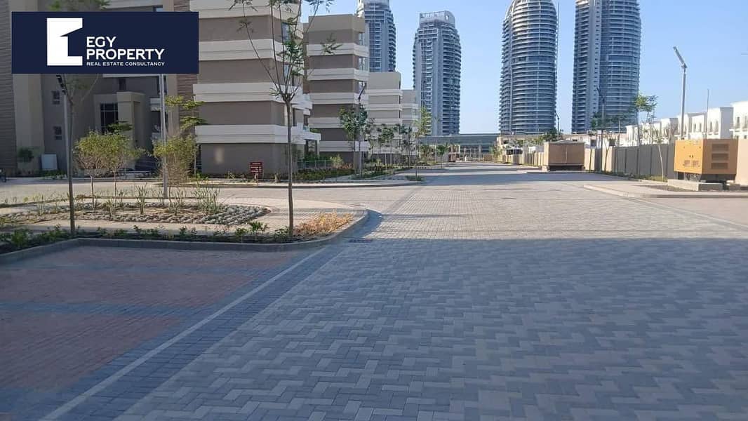 8 564591491_676053348905042_1613038044078413227_n. jpg