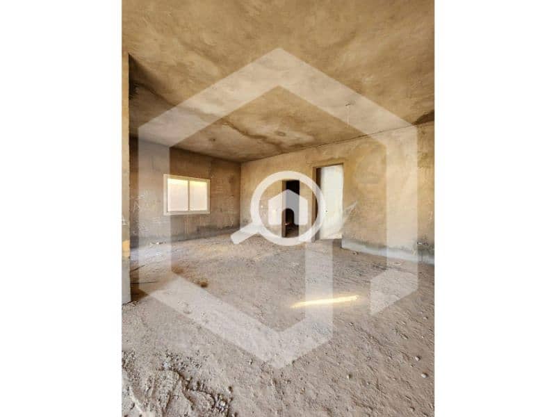 5 Royal Meadows 5. jpg