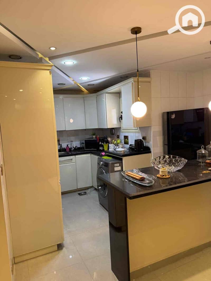 5 7807a8ba-a553-4634-be3a-7989dc818ba5. jpg