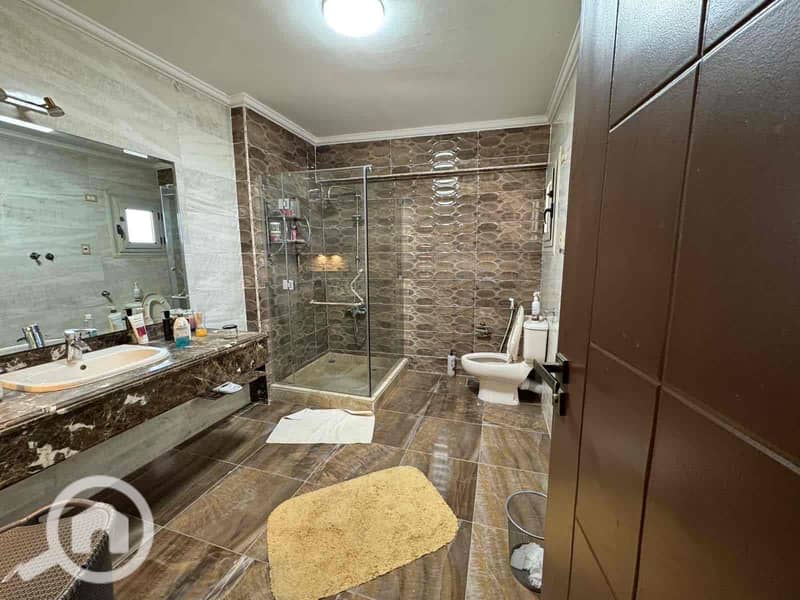 10 b608383f-4f7d-487a-b68a-256ade664986. jpg