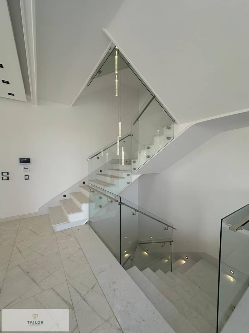 6 109ea3d4-7899-4881-a1fa-d21642b368ea. jpeg