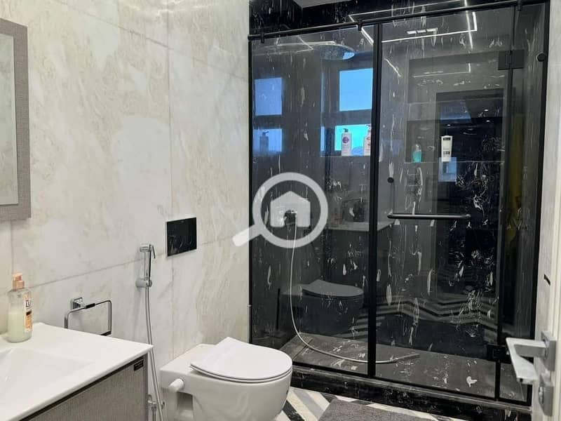 11 c028e96d-fe71-4bc7-9fec-304b4dab726c. jpeg