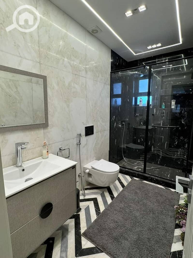 12 e8197fca-8076-4d27-9061-50fcb6b9c387. jpeg