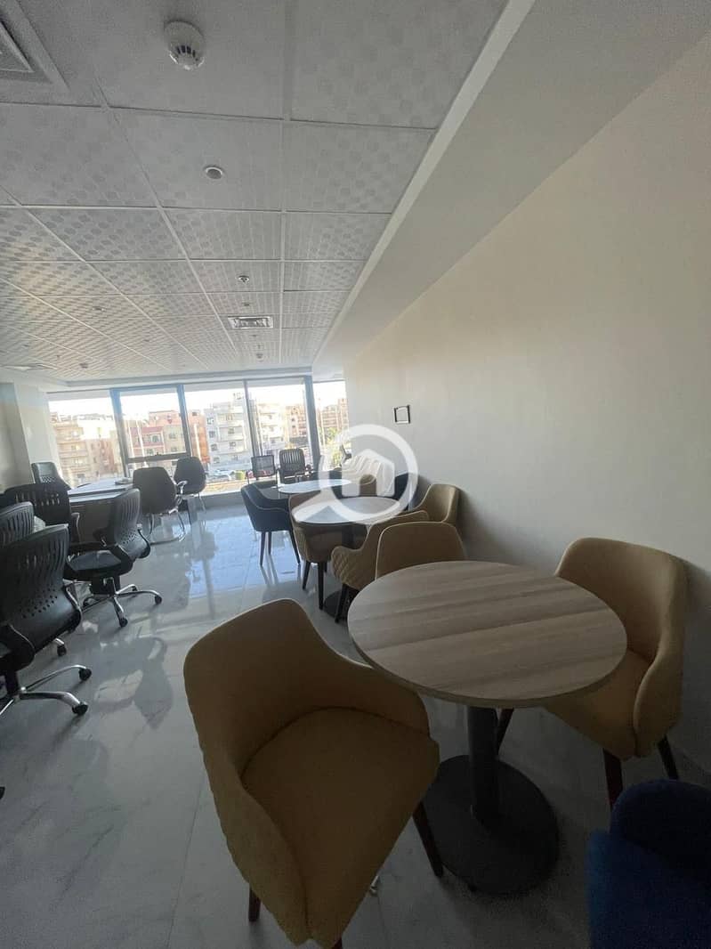 2 WhatsApp Image 2025-11-05 at 12.28. 33 PM. jpeg