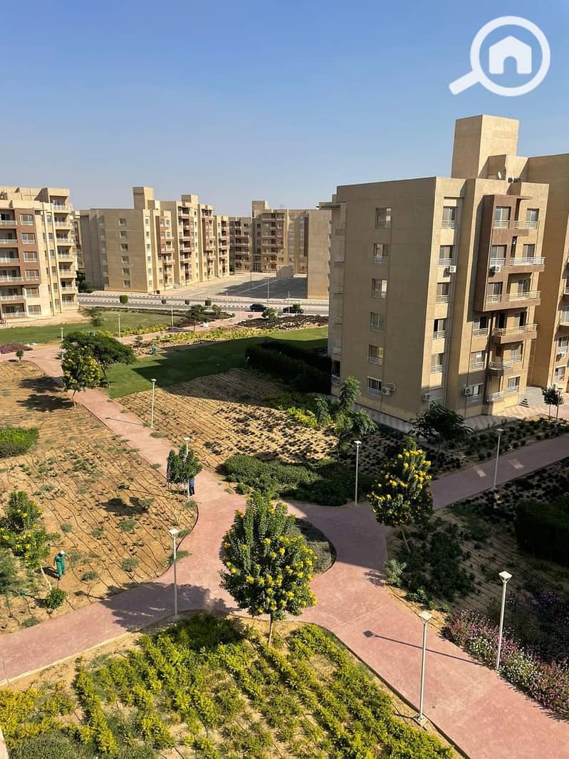 14 bce2242d-d2fd-48a9-ad5f-1e987531eb64. jpg