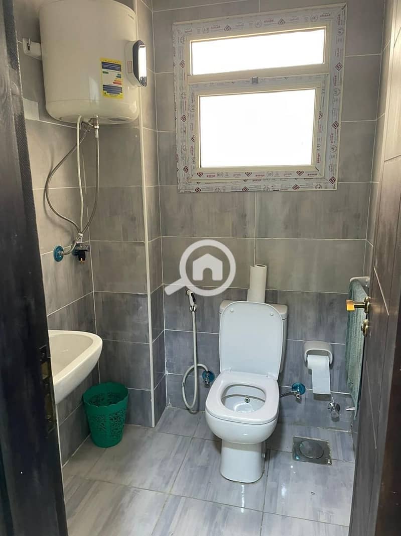 18 2d7f13ec-2dae-46b4-af7d-cd2e0657ea32. jpg