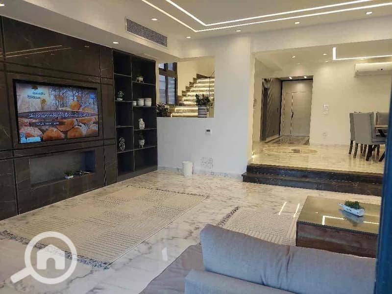 4 200fafe6-1f7d-46b1-8a0d-75ccbdd956e8. jpg