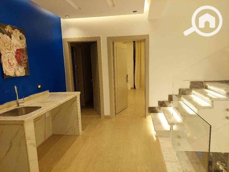 9 f71baba8-7e1d-4826-b0c2-cac29765bb71. jpg