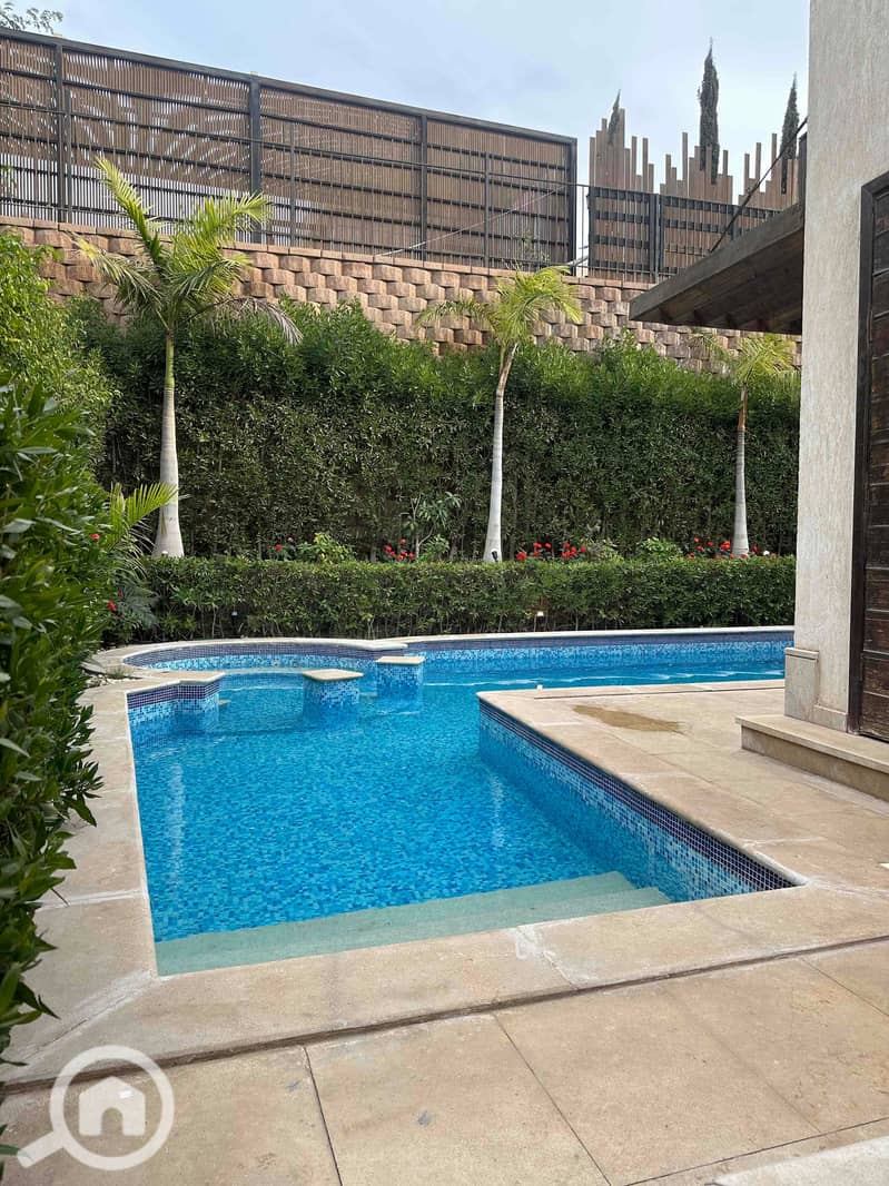 IMG_2013. jpg IMG_2013. jpg