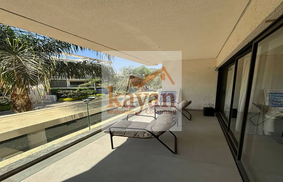 3 ffdda010-ab25-44d2-9692-25f0670d7908. jpg