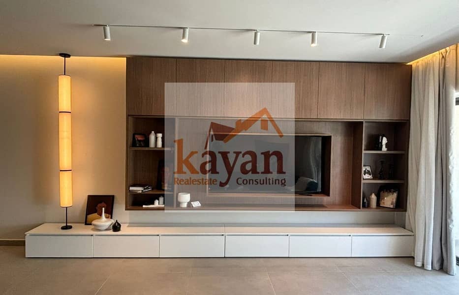 17 d31de28e-9256-476d-8302-ed9e94c2e66c. jpg