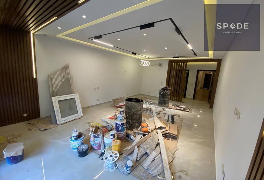 9 c1e548cf-76f8-4b93-b556-7d401b6bbbef. jpg