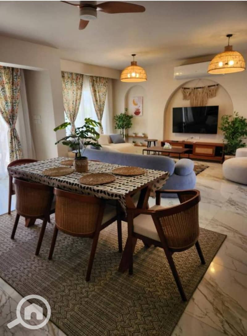 6 537364275_122148423524618515_5024119420697965170_n. jpg