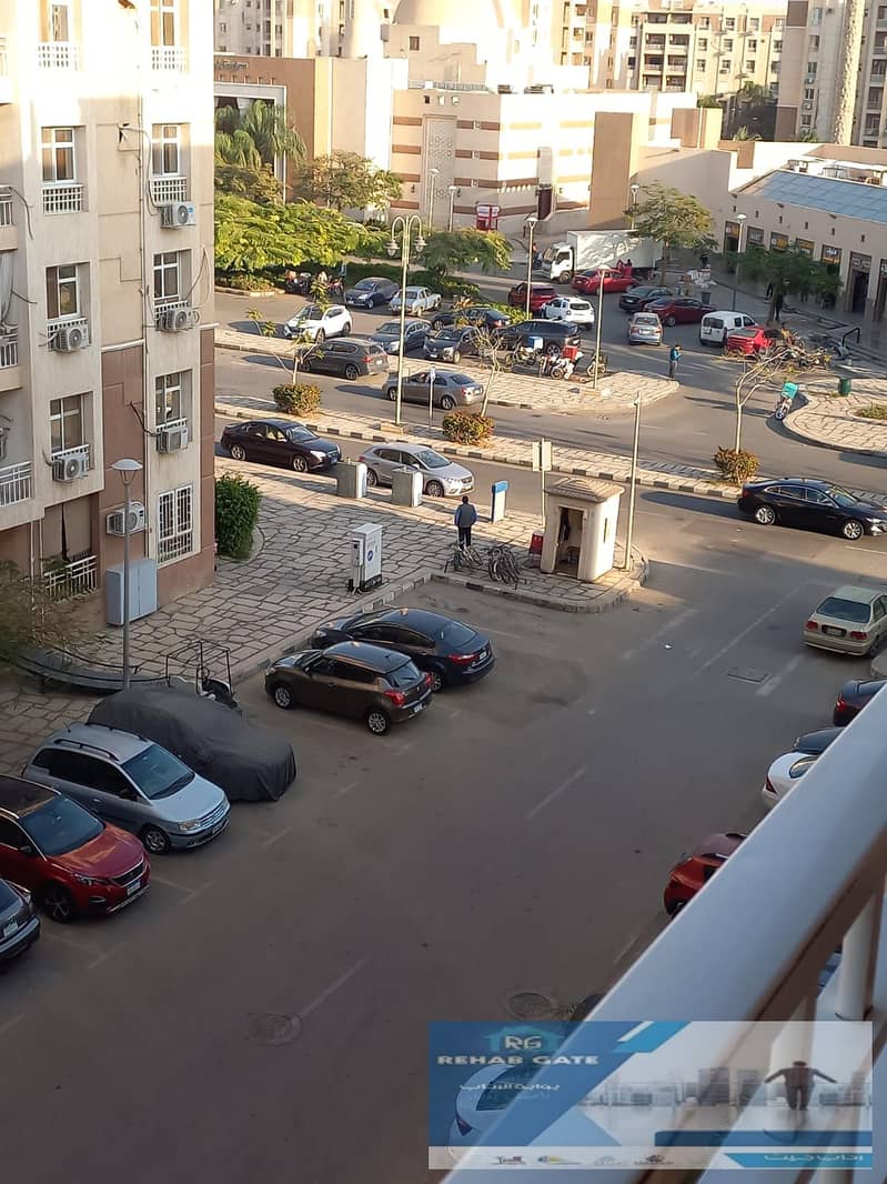 2 e2c922fb-7352-48e8-b2ed-603cf90b560f. jpg