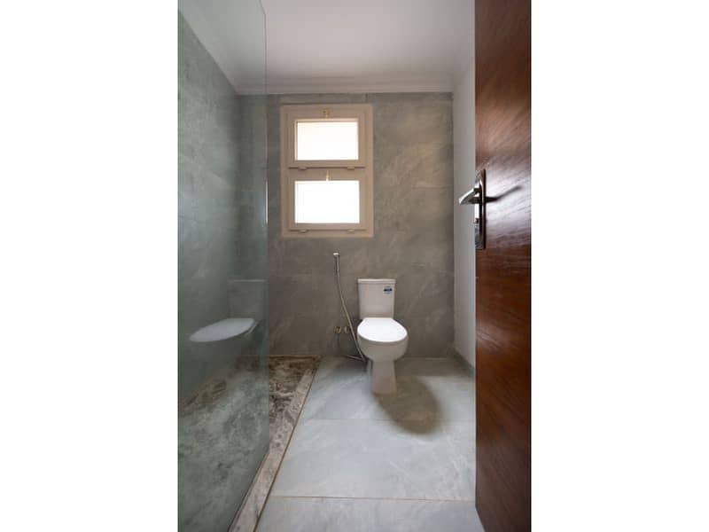 11 f9f737b6-0cf0-4b83-8469-a870fe95fc96. jpg