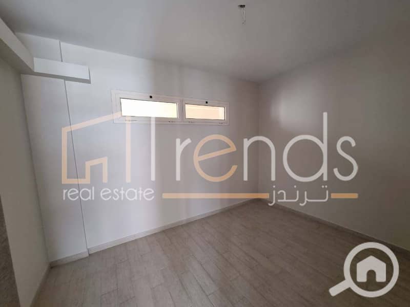 5 WhatsApp Image 2023-12-25 at 11.13. 26 AM (1). jpg