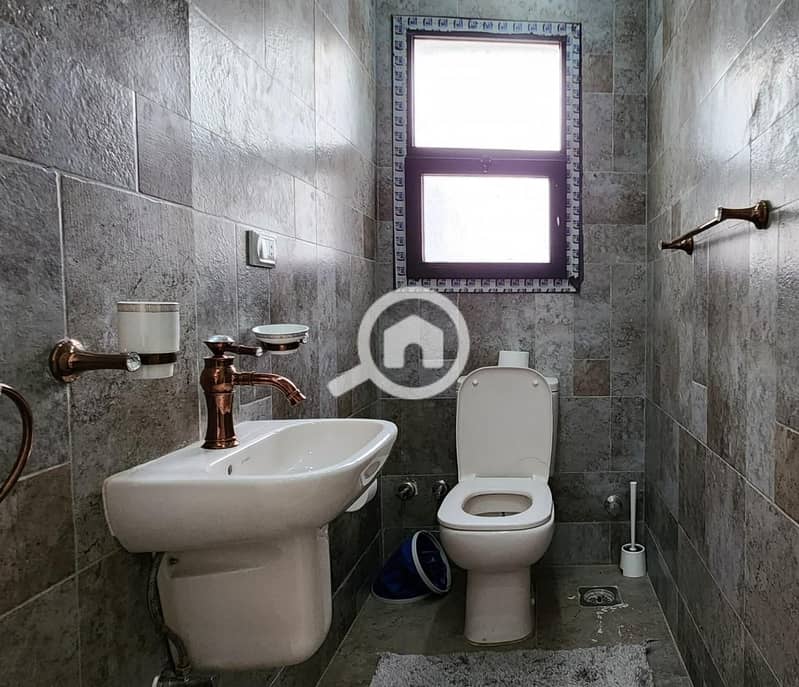 10 WhatsApp Image 2025-11-04 at 12.40. 58 PM. jpeg