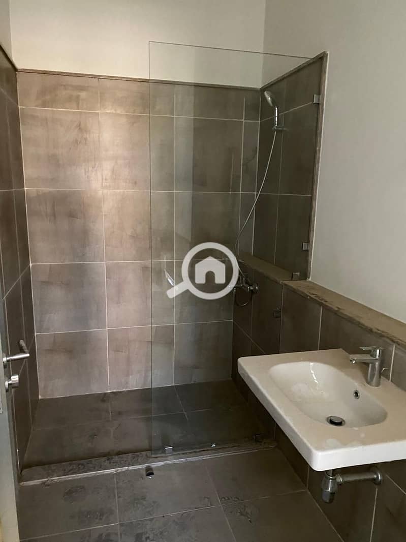 6 acfeeabf-ac38-4e68-b993-df51ef2e1865. jpg