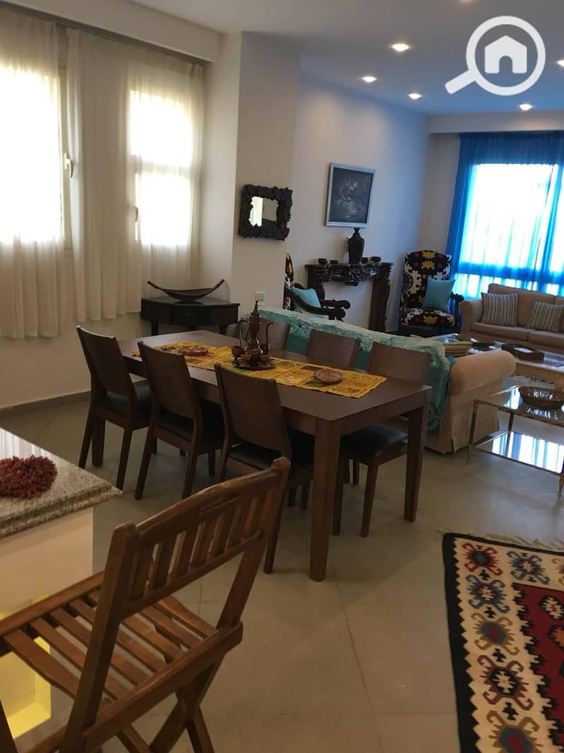 3 0f9954eb-0b28-45f0-86a2-f17cecb2bd78. jpg