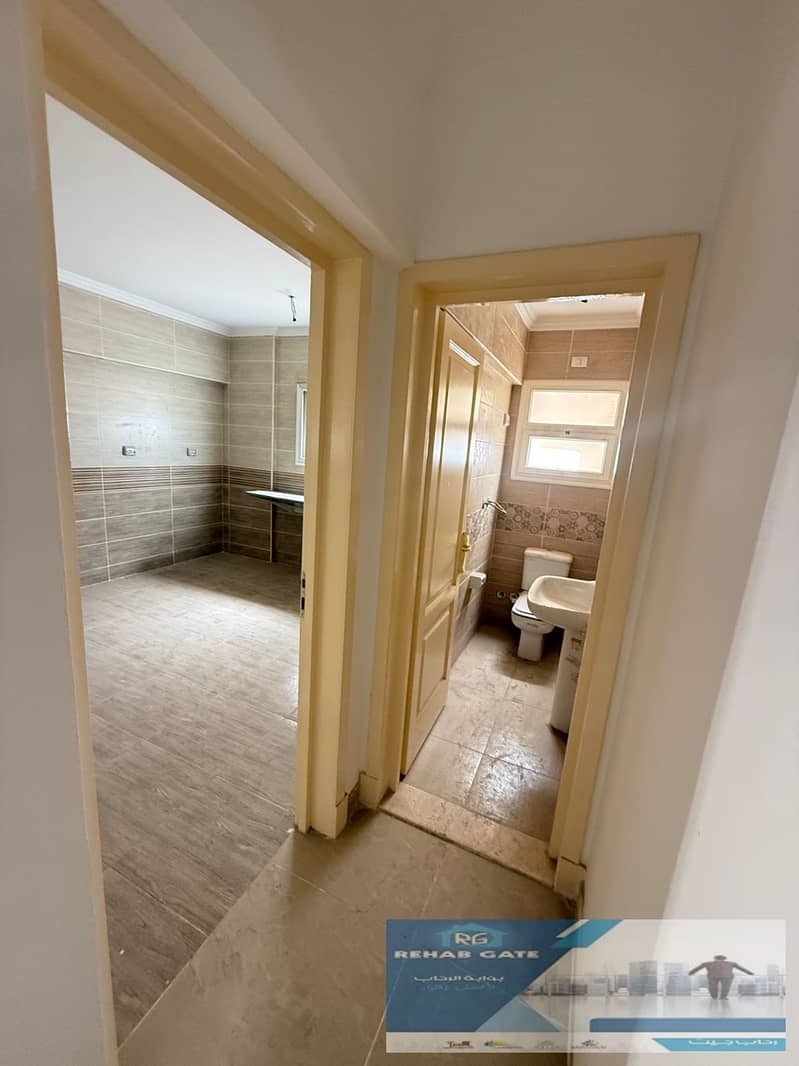 4 2ef056de-0dee-4daf-b925-2eda04c4283c. jpg