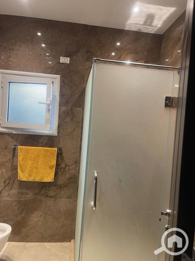 8 7929c068-5da5-4290-8478-50f3ebeb8876. jpeg