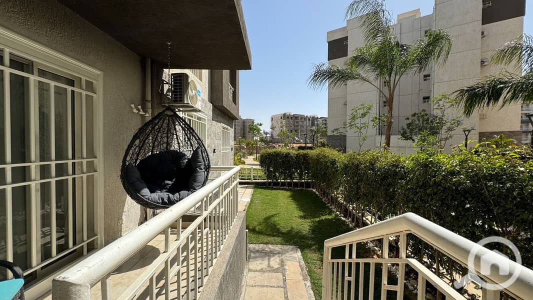 12 d03c1c64-704e-4f30-a205-7ff765126baf. jpg