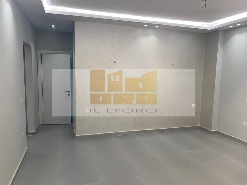 7 WhatsApp Image 2025-10-30 at 17.00. 49_0bd04a9a. jpg