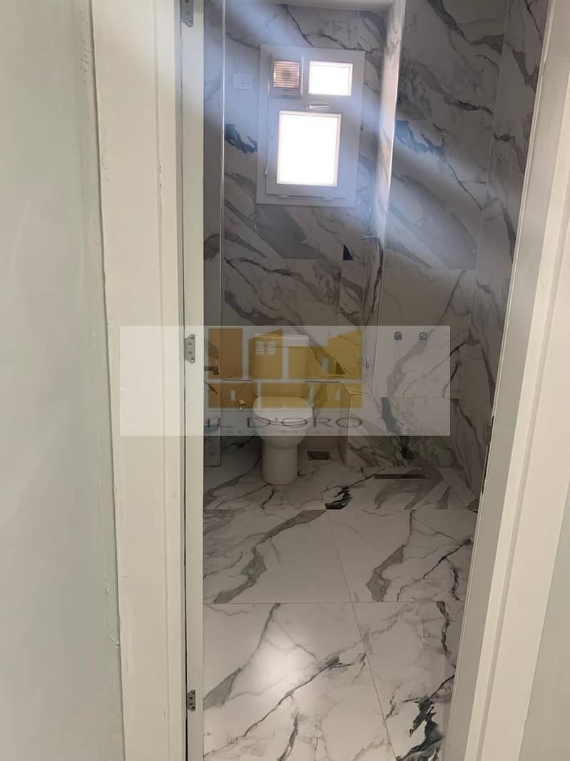 11 WhatsApp Image 2025-10-30 at 17.00. 48_50a7ae33. jpg