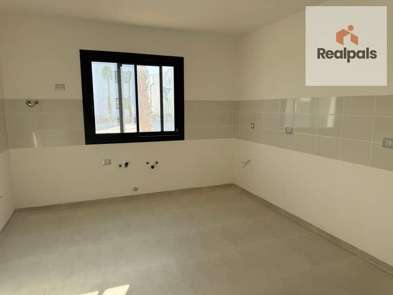 3 WhatsApp Image 2025-09-09 at 2.54. 43 PM (1). jpeg