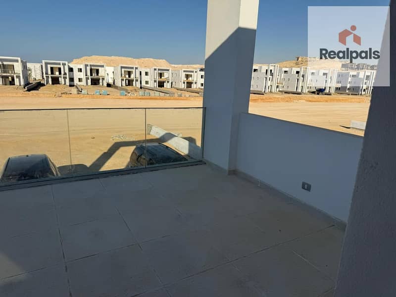 8 WhatsApp Image 2025-09-09 at 2.54. 39 PM (1). jpeg