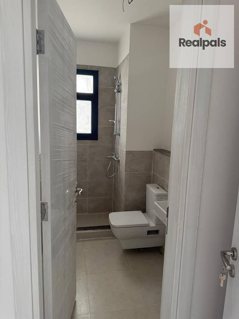 10 WhatsApp Image 2025-09-09 at 2.54. 34 PM (1). jpeg