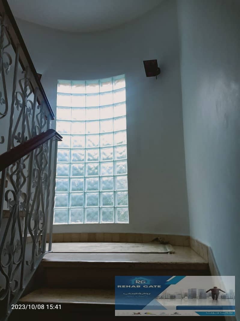 6 29a033e9-31f8-4a1e-bfef-fa2dd4d454a2. jpg