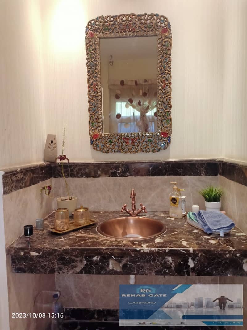 11 32cd4b89-6ac3-4c0d-a009-828e2661f1e6. jpg