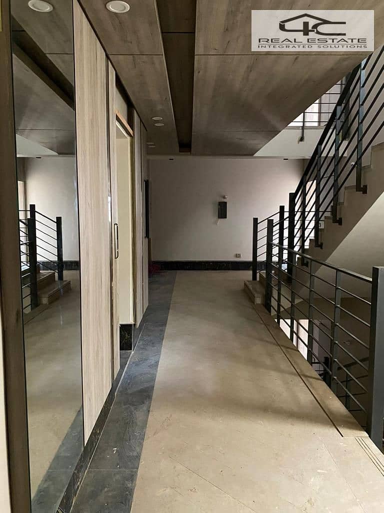 4 WhatsApp Image 2025-11-04 at 7.06. 09 PM. jpeg