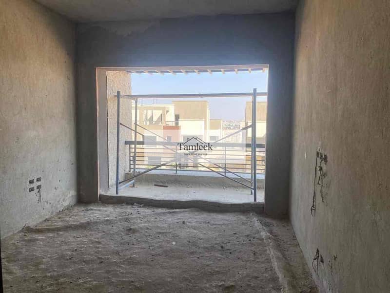 4 cf46b1f5-9899-4085-92b6-4d31a6b4d069. jpg