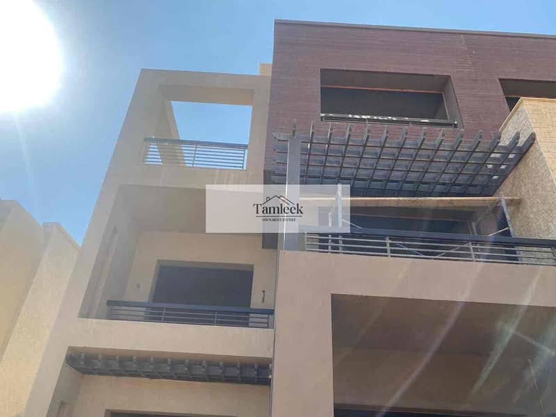 7 3ae88939-c2ae-445f-bdbd-6569e5d4b8a7. jpg