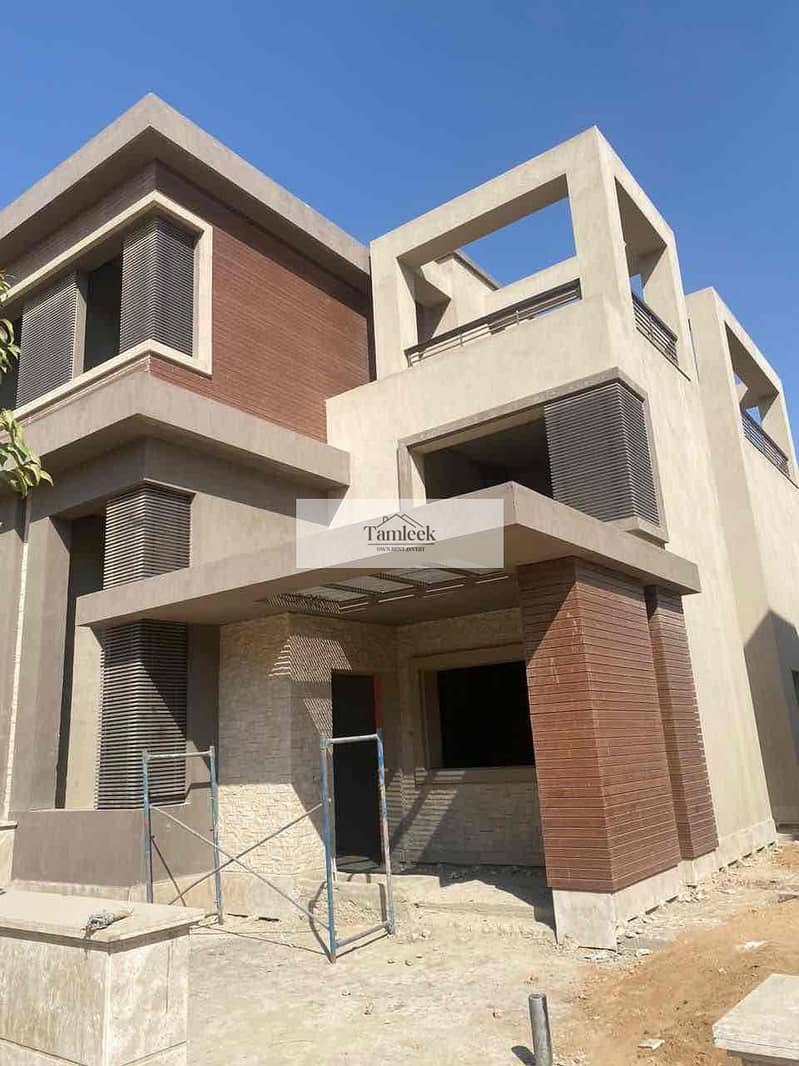 9 d9887afd-39e7-4a85-a539-49b1c9438658. jpg